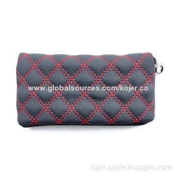 Leather Case for iPhone 4 with Zipper, Lanyard, Customized Patterns and Logos Welcomed
